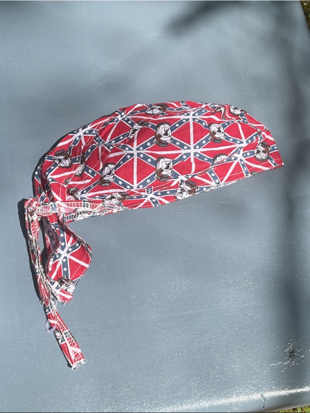 Red Patterned Skull Tie-Back Surgical Cap